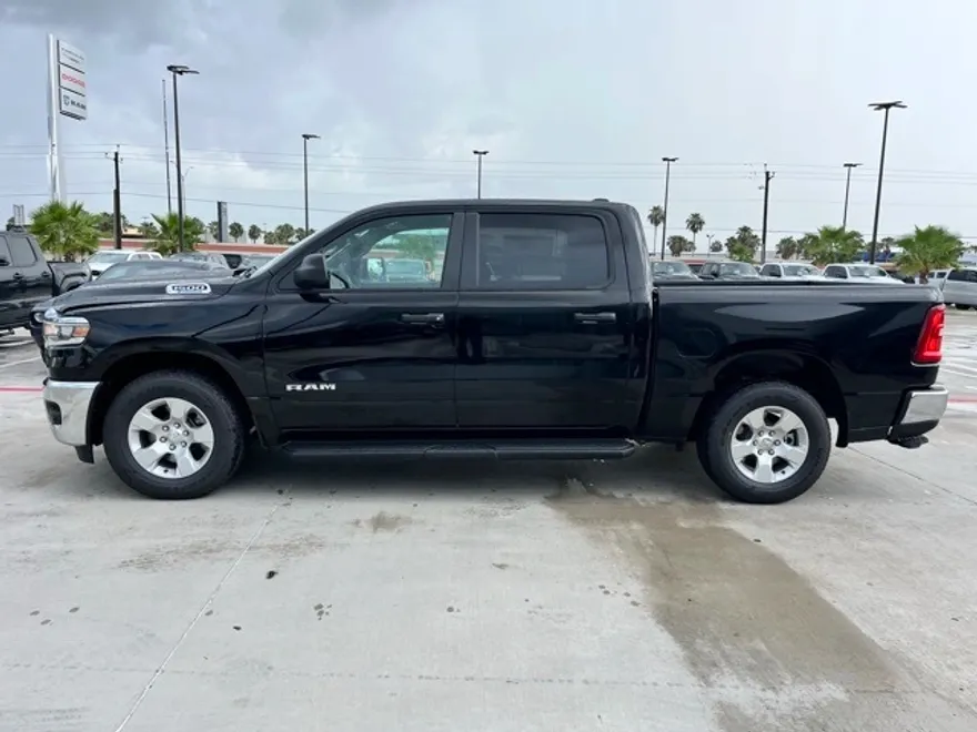 2025 Ram 1500 Tradesman photo 1