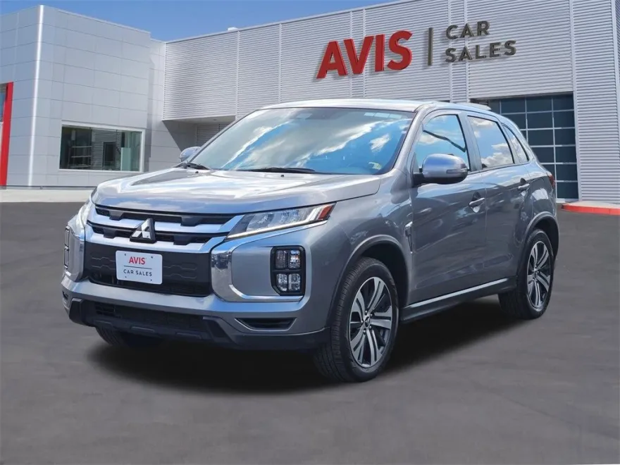 2024 Mitsubishi Outlander Sport SE photo 1
