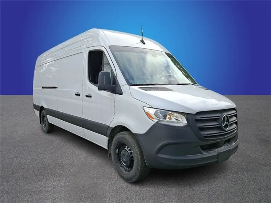 2025 Mercedes Benz Sprinter 2500 High Roof photo 1