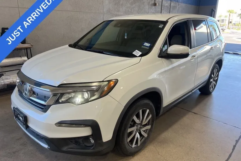 2020 Honda Pilot EX photo 1