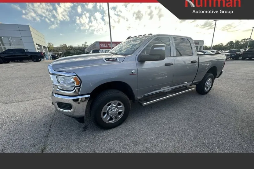 2024 Ram 2500 Tradesman photo 1