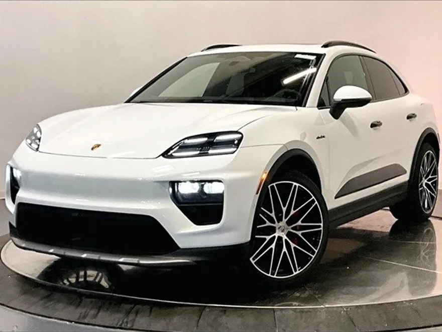 2025 Porsche Macan Electric photo 1