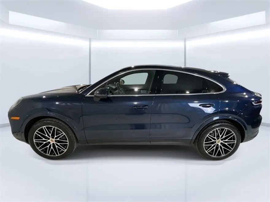 2025 Porsche Cayenne Coupe photo 1