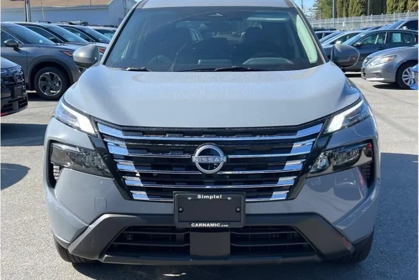 2026 Nissan Rogue SV photo 1