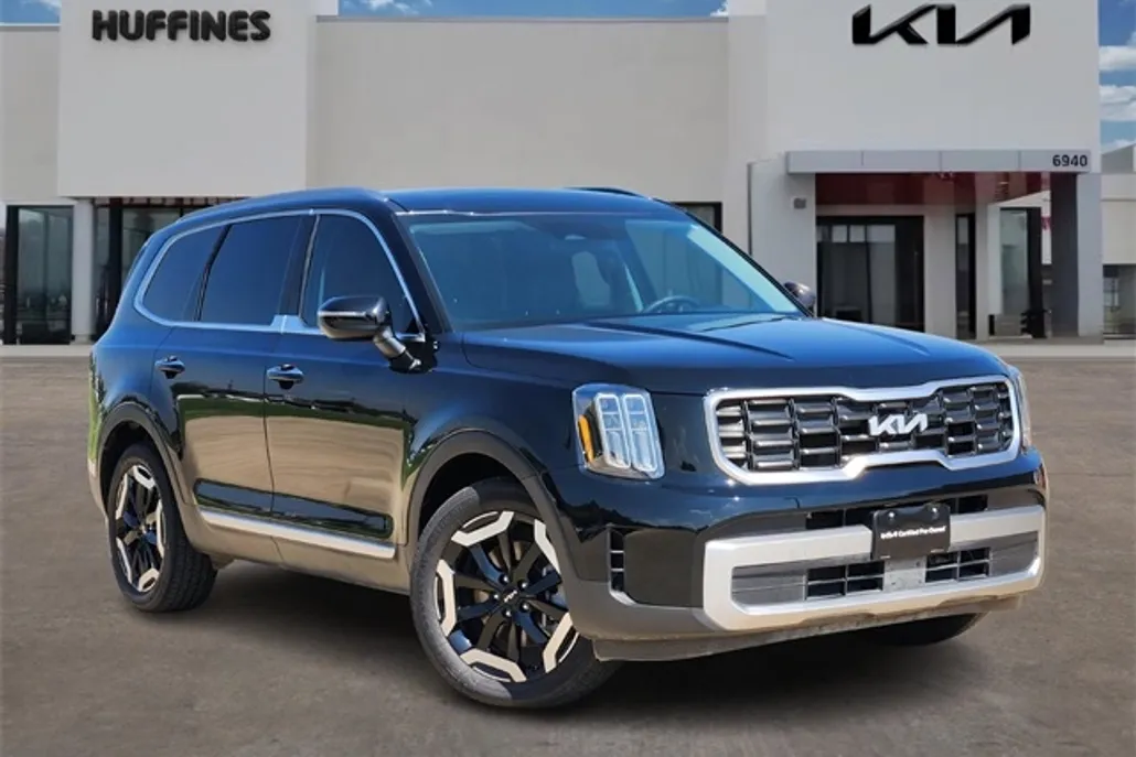 2023 Kia Telluride S photo 1
