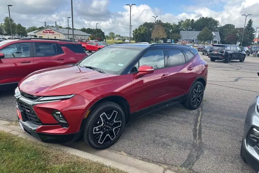 2025 Chevrolet Blazer RS photo 1