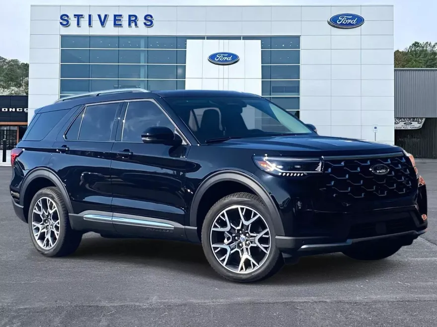 2025 Ford Explorer Platinum photo 1