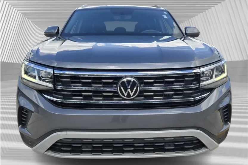 2022 Volkswagen Atlas Cross Sport SE Technology photo 1