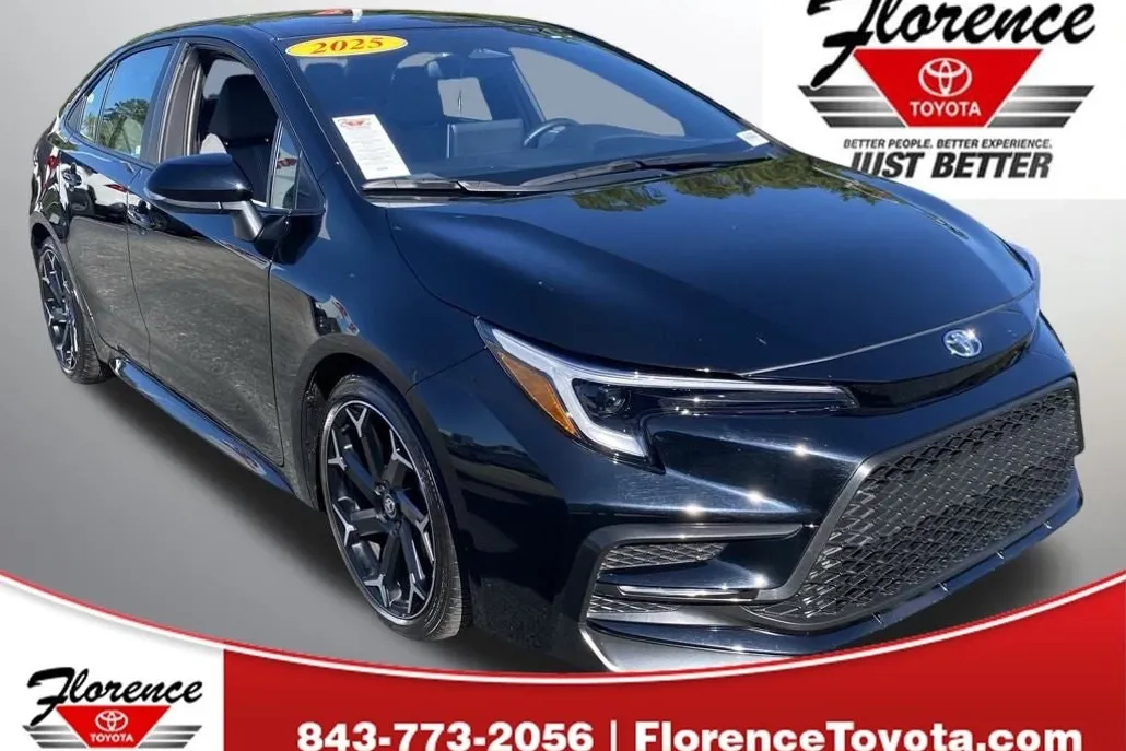 2025 Toyota Corolla SE photo 1