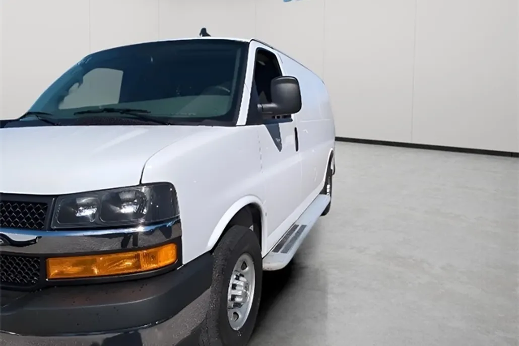 2023 Chevrolet Express 2500 Work Van photo 1