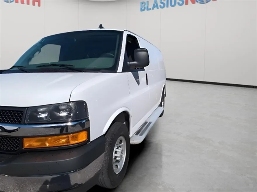 2023 Chevrolet Express 2500 Work Van photo 1