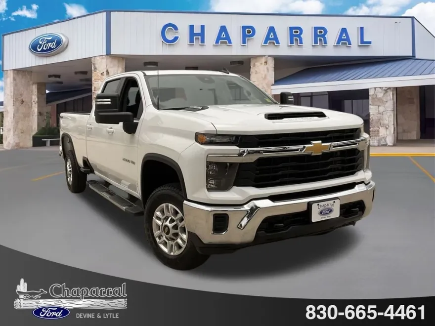 2024 Chevrolet Silverado 2500HD LT photo 1