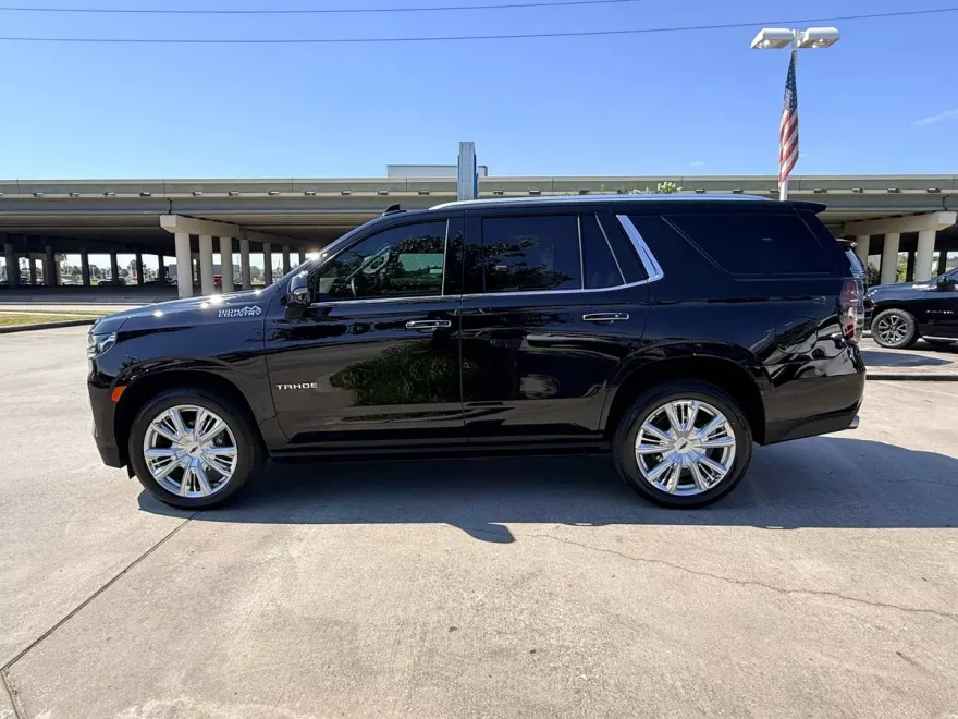 2023 Chevrolet Tahoe High Country photo 1