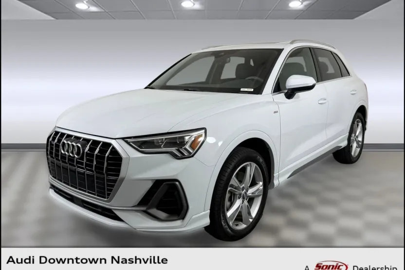 2021 Audi Q3 S line Premium Plus 45 TFSI photo 1