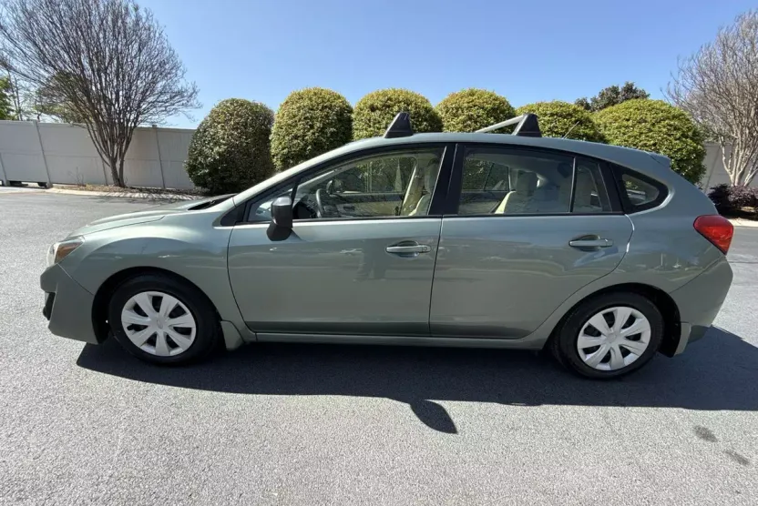 2015 Subaru Impreza 2.0i photo 1