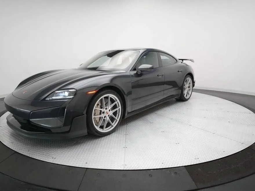 2025 Porsche Taycan Turbo GT photo 1