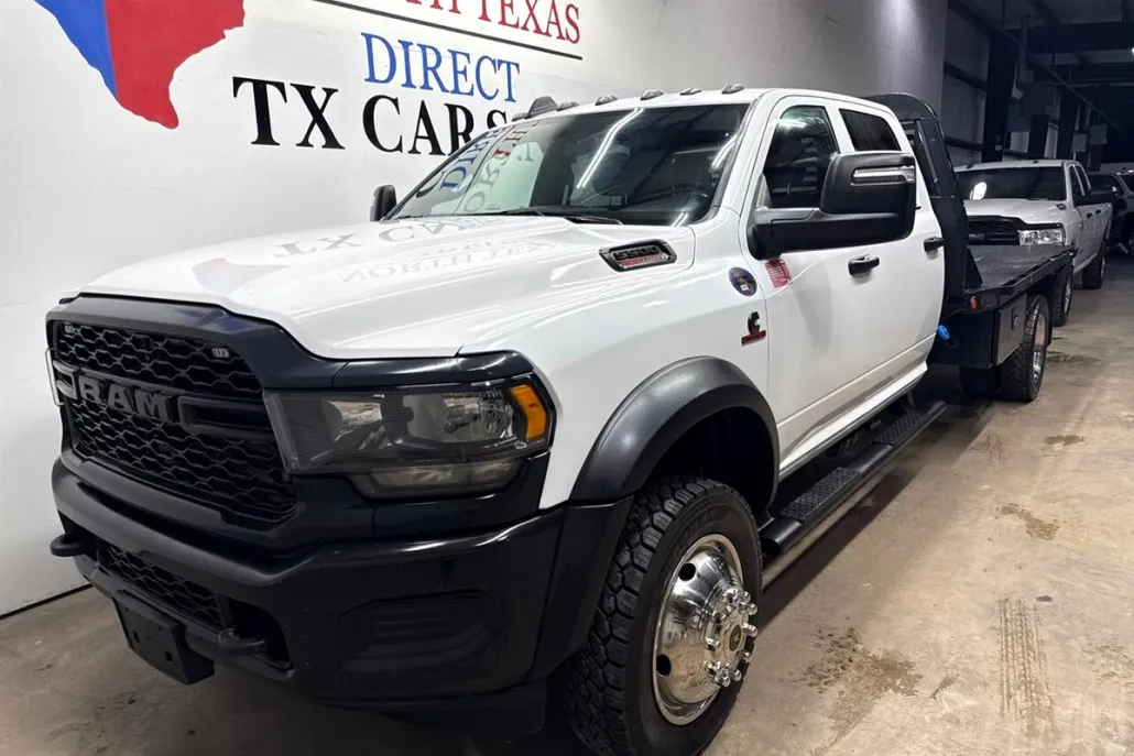 2023 Ram 5500 photo 1