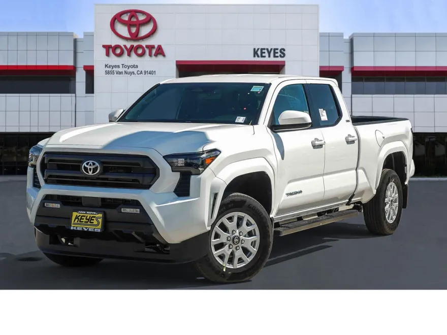 2025 Toyota Tacoma SR5 photo 1
