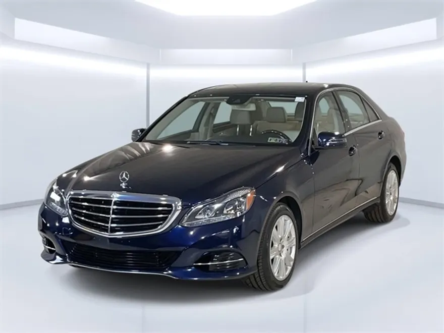 2014 Mercedes Benz E 350 4MATIC photo 1