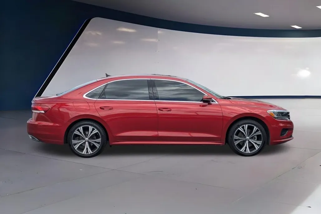 2022 Volkswagen Passat 2.0T SE photo 1