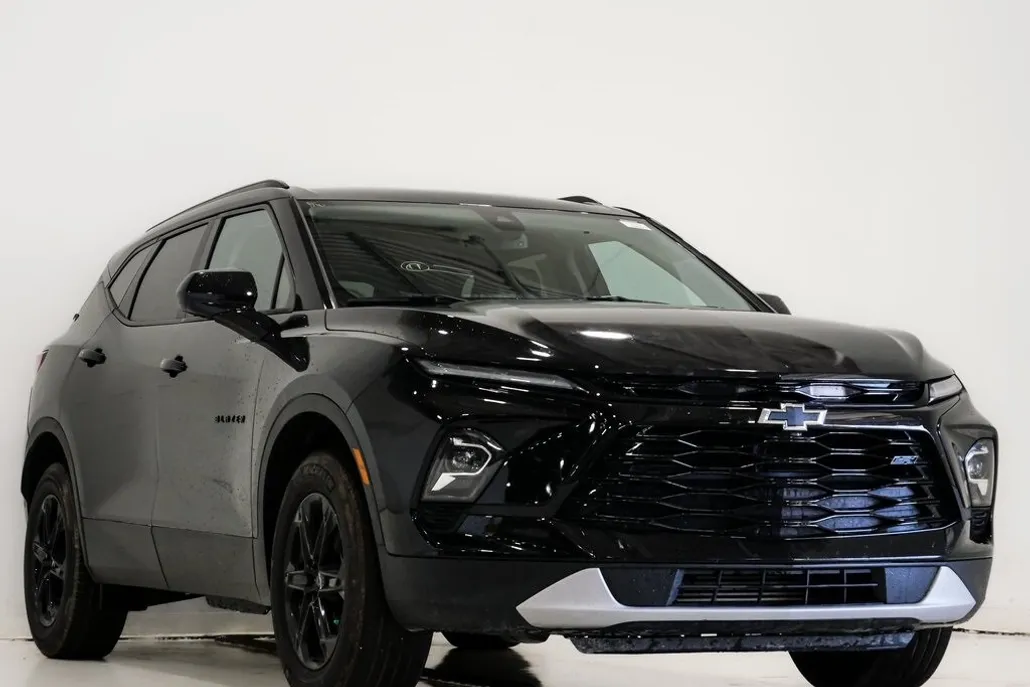 2024 Chevrolet Blazer 2LT photo 1