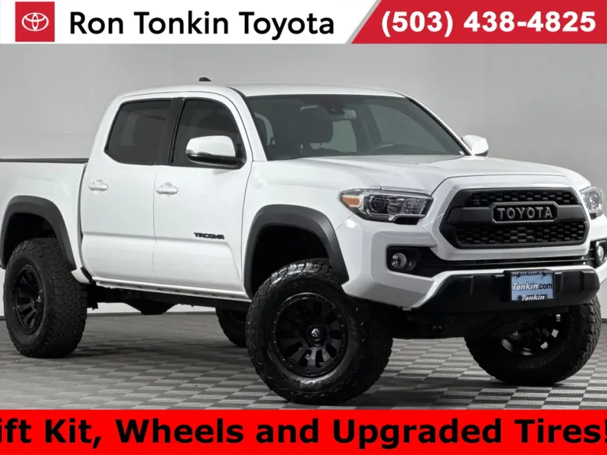 2021 Toyota Tacoma TRD Off-Road 4x4 photo 1