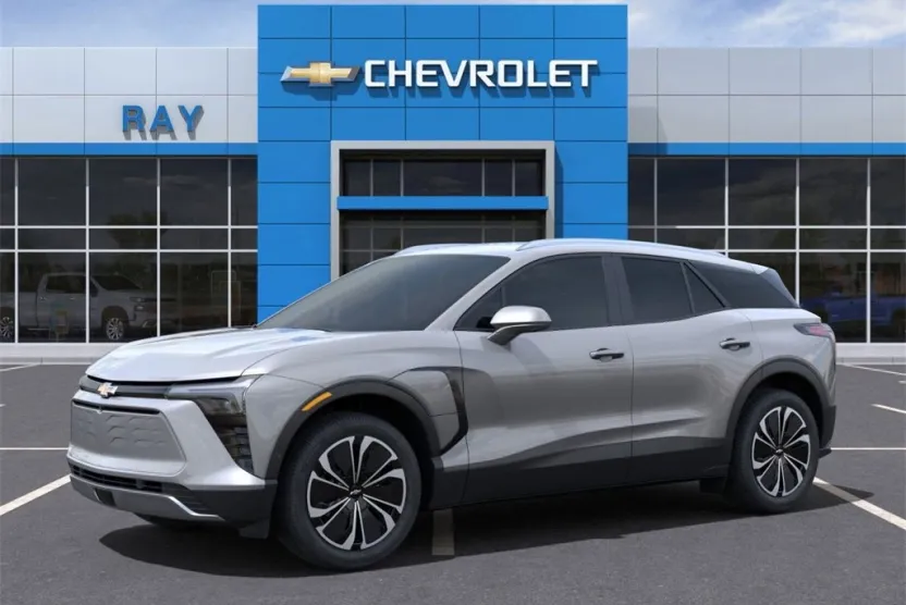 2025 Chevrolet Blazer EV photo 1