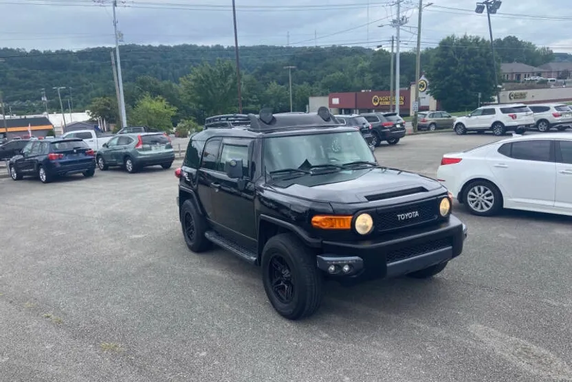 2008 Toyota FJ Cruiser Base photo 1