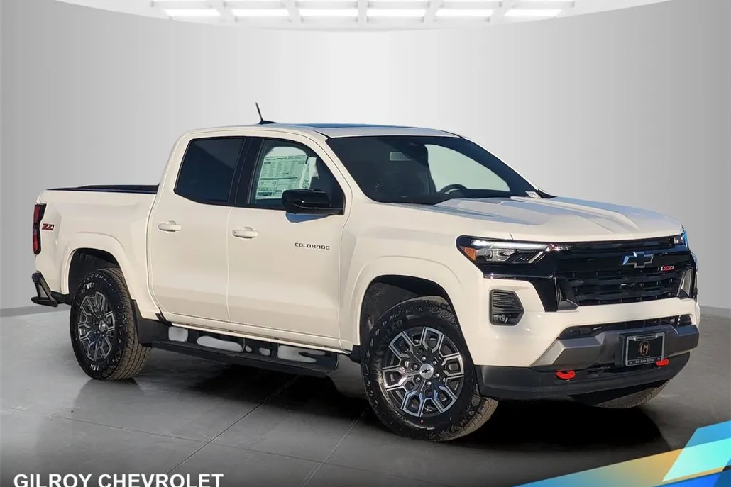 2026 Chevrolet Colorado Z71 photo 1