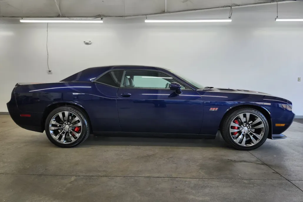 2013 Dodge Challenger SRT8 photo 1