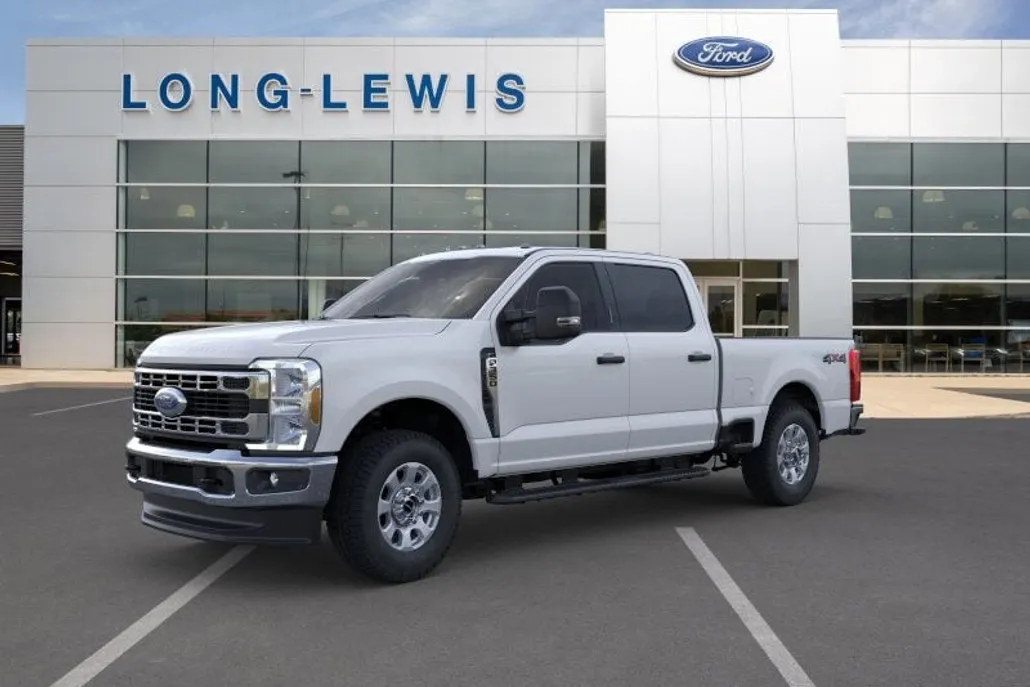 2025 Ford F-350 XLT photo 1