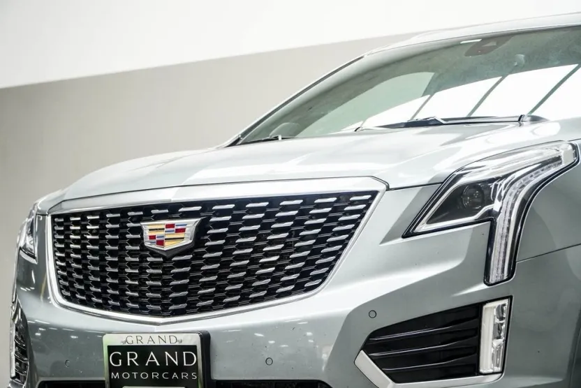 2023 Cadillac XT5 Premium Luxury photo 1
