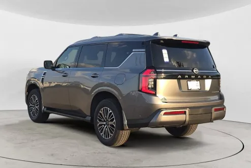 2026 Nissan Armada Platinum photo 2