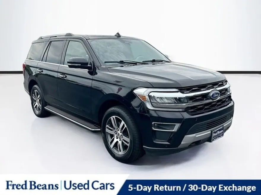 2023 Ford Expedition Limited photo 1