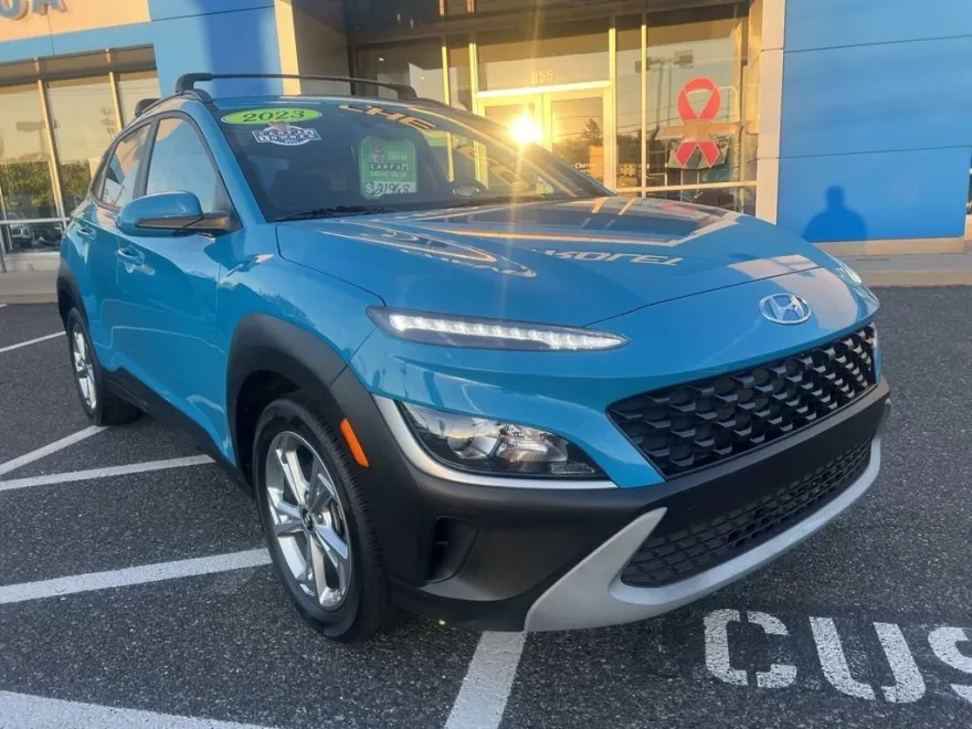 2023 Hyundai Kona SEL photo 1