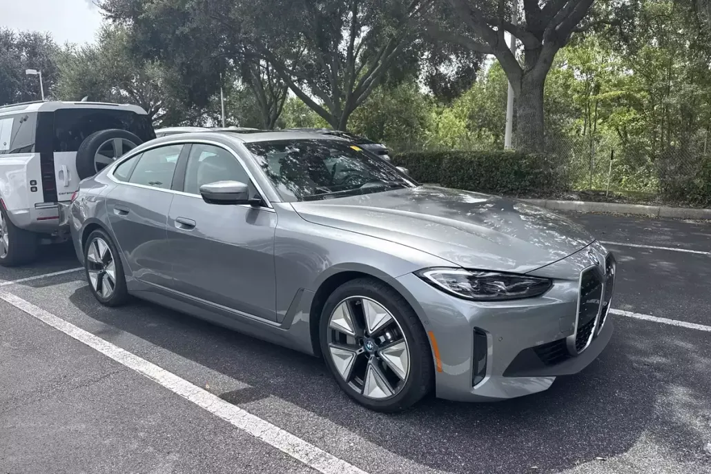 2023 Bmw i4 eDrive40 photo 1