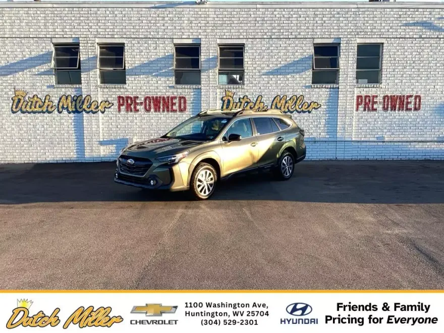 2025 Subaru Outback Premium photo 1