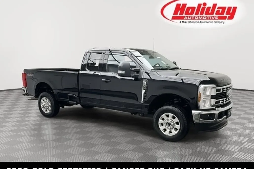 2024 Ford F-350 XLT photo 1