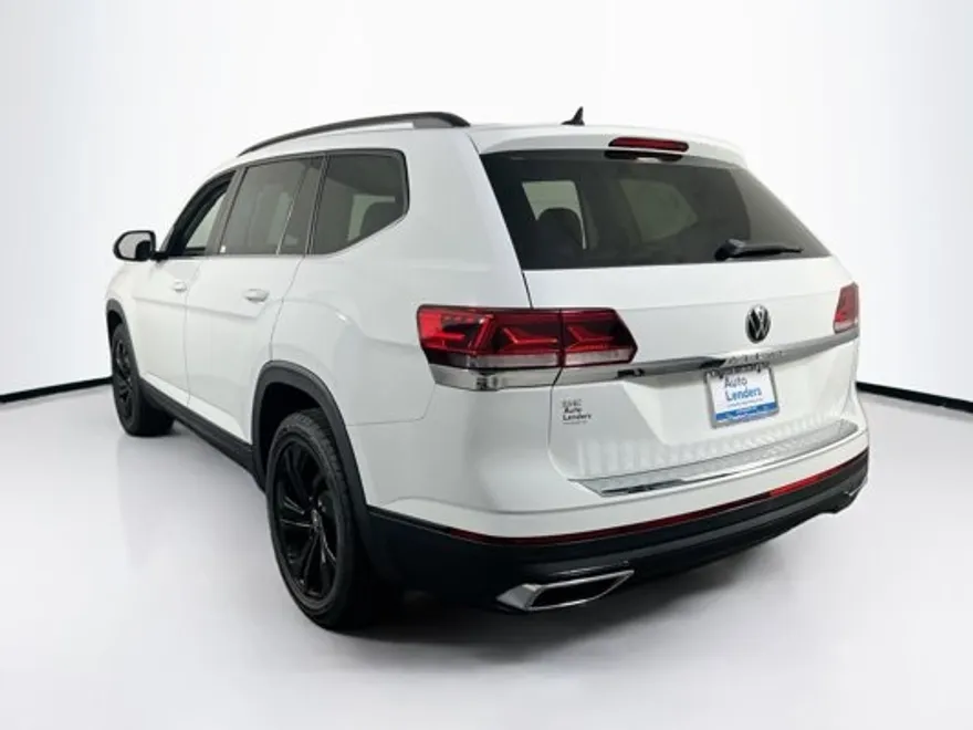 2022 Volkswagen Atlas SE Technology photo 1