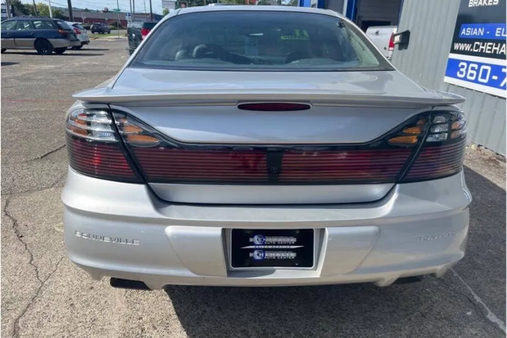 2001 Pontiac Bonneville SSEi photo 1
