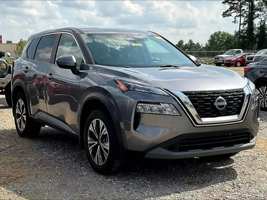 2023 Nissan Rogue SV photo 1