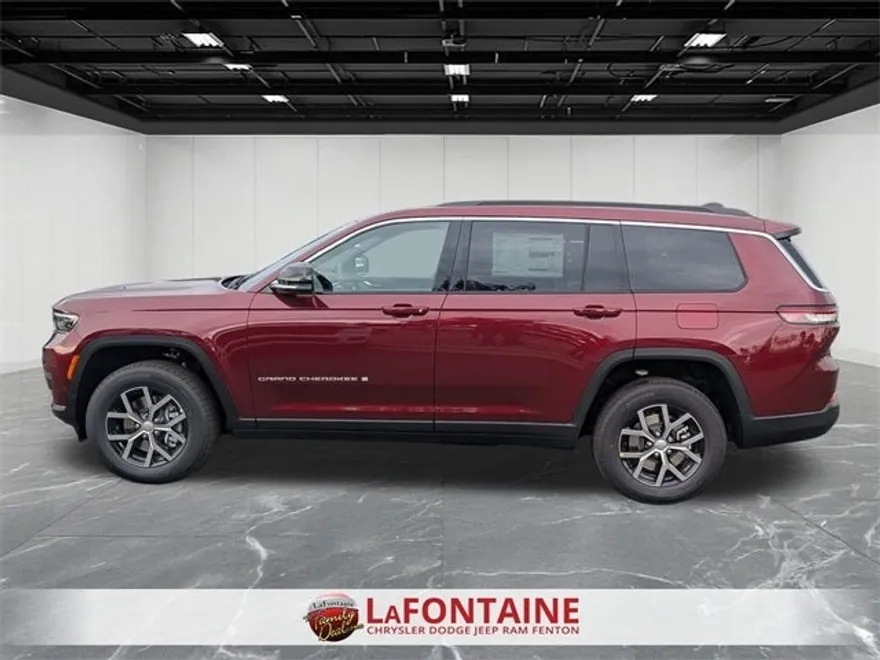 2025 Jeep Grand Cherokee Limited photo 1