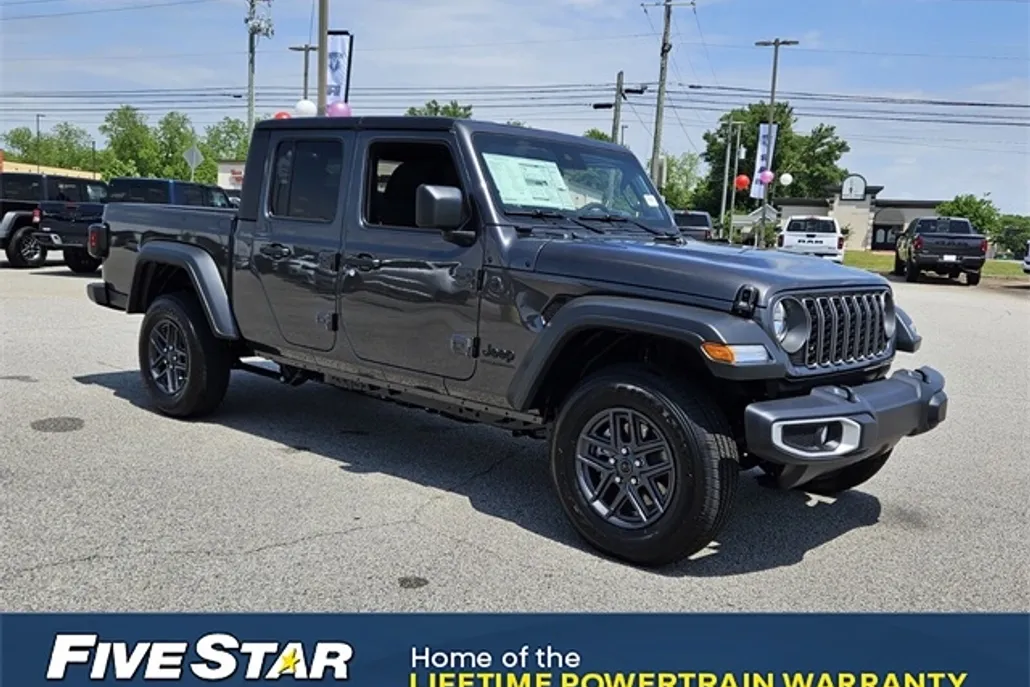 2025 Jeep Gladiator Sport S photo 1