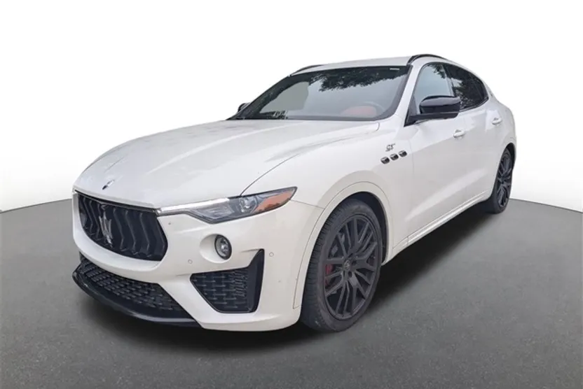 2022 Maserati Levante GT photo 1
