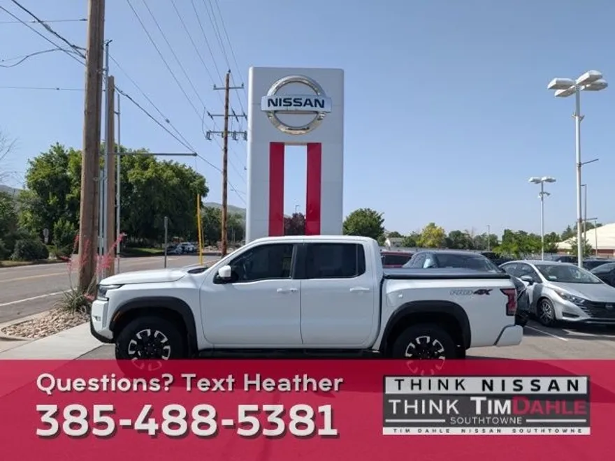 2022 Nissan Frontier PRO-4X photo 1