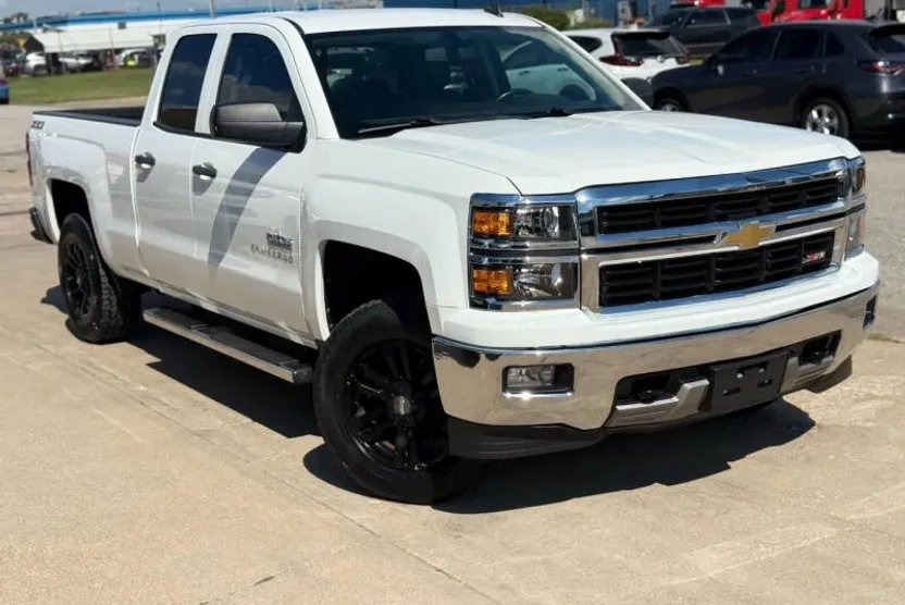 2014 Chevrolet Silverado 1500 LT Z71 photo 1