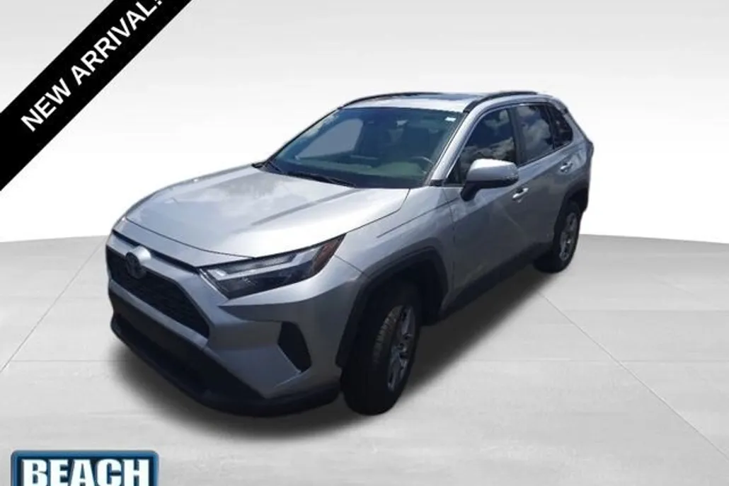 2022 Toyota RAV4 Hybrid XLE photo 1