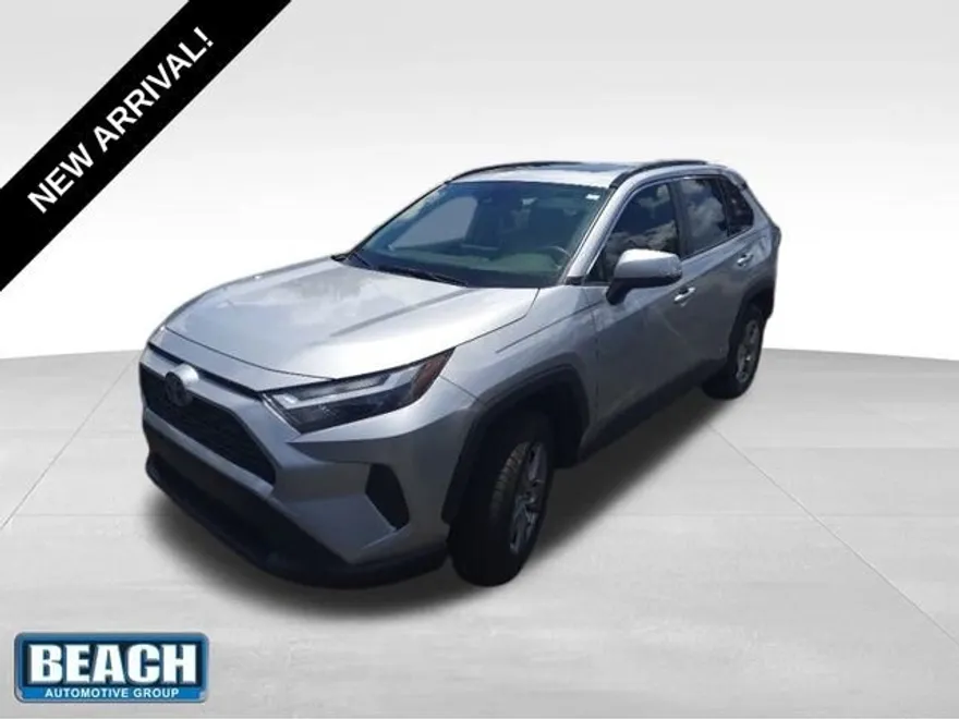 2022 Toyota RAV4 Hybrid XLE photo 1