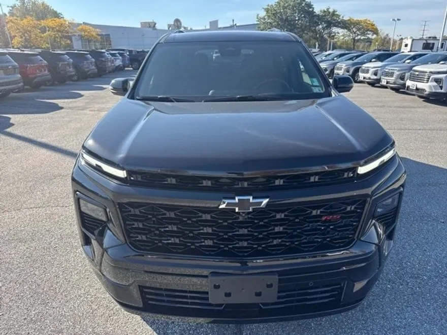 2025 Chevrolet Traverse RS photo 1