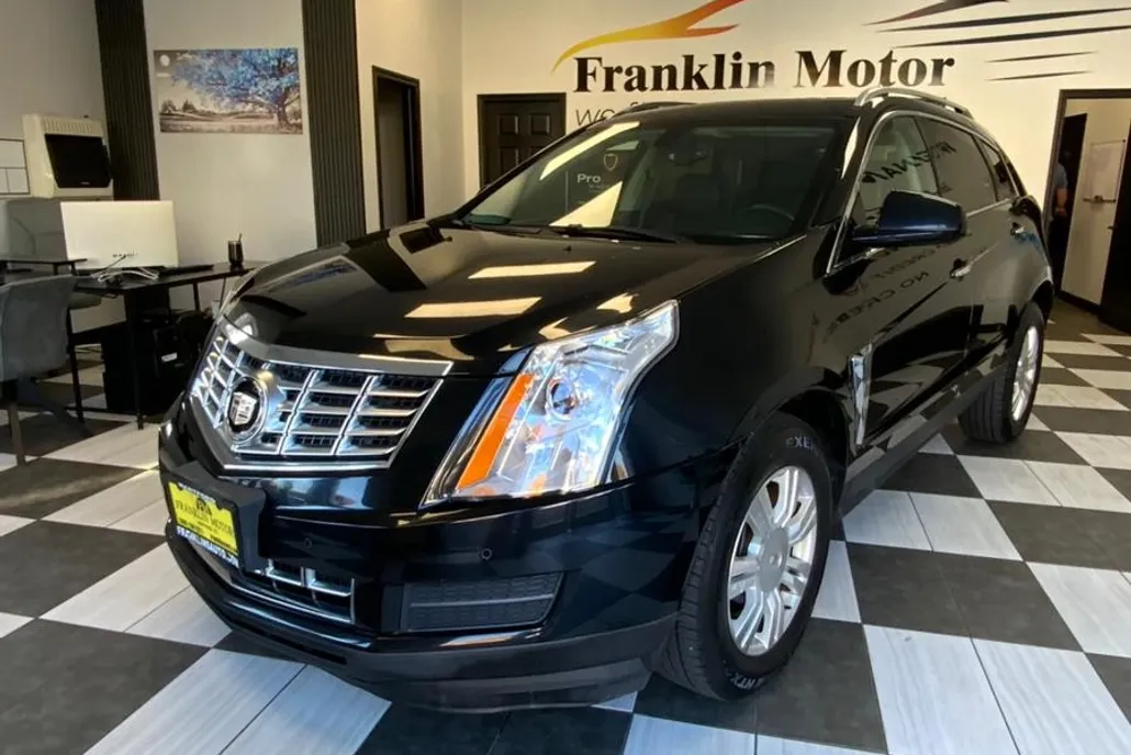 2016 Cadillac SRX Luxury photo 1